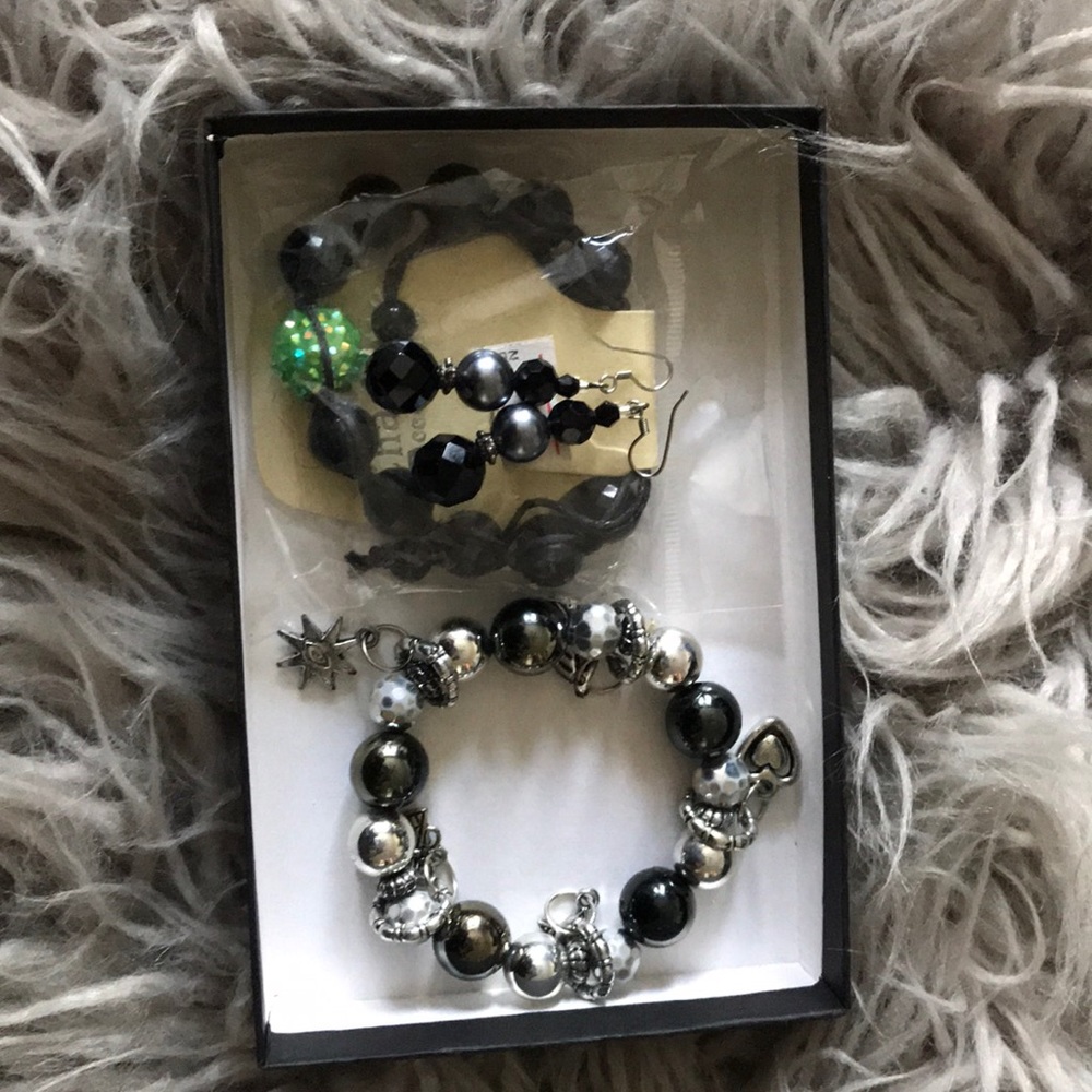 Costume jewelry bundle